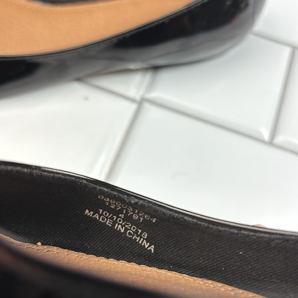 ASOS Design Latch Patent Pointer Toe flat US 6 - Picture 11 of 11